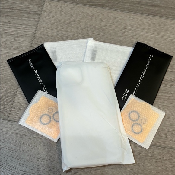 OPXYL Clear iPhone 14 Smartphone Case with Screen Protectors & Lens Protectors - Picture 11 of 12